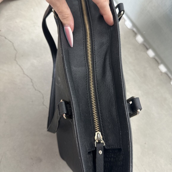 Kate Spade Black Shoulder Bag Purse Tote Classic - Picture 4 of 8
